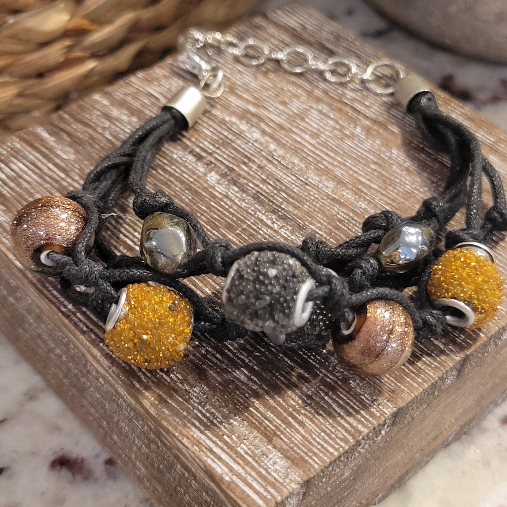 Black and Gold Beaded Bracelet